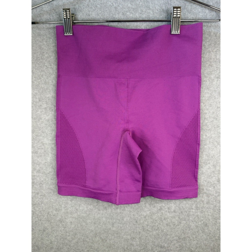 Lululemon athletica Women's seamless high rise bike shorts pink